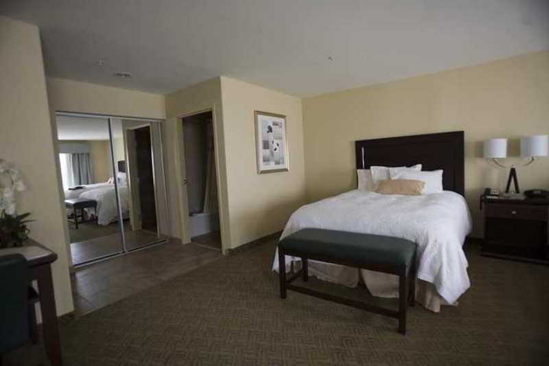 Hampton Inn & Suites Dallas-Arlington-South Oda fotoğraf
